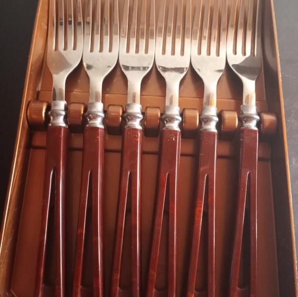 GORGEOUS MCM Stanhome Stainless Forks with Bakelite Handles Set of 6. - Picture 3 of 4